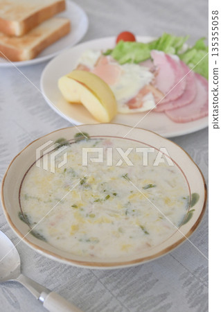 早餐 135355058
