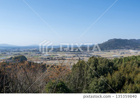 Marichi Castle with a clear blue sky and white clouds on an ancient hill Marichi Castle with a clear blue sky and white clouds on an ancient hill 135359840