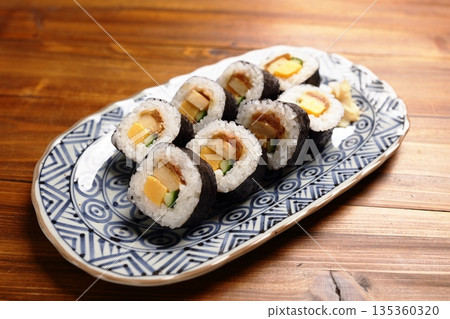 Thick rolled sushi Thick rolled sushi 135360320