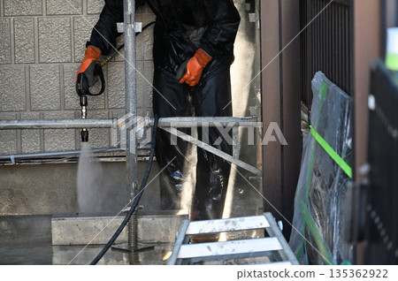 外牆高壓清洗、外牆粉刷、工匠、房屋清潔 135362922