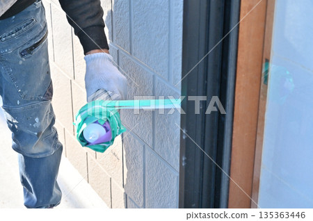 Exterior wall caulking and sealing replacement, filling, surface preparation, exterior wall painting, renovation Exterior wall caulking and sealing replacement, filling, surface preparation, exterior wall painting, renovation 135363446