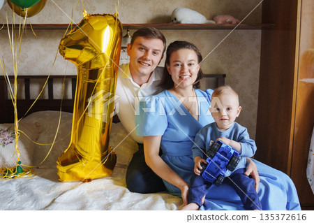 Family celebrates first birthday with heartfelt moments 135372616