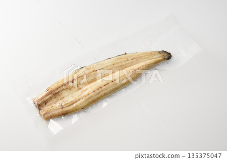 烤鰻魚圖片 烤鰻魚圖片 135375047
