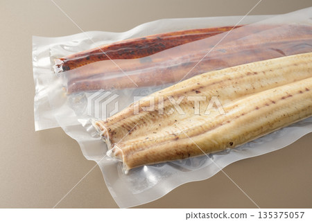 Image of grilled and broiled eel Image of grilled and broiled eel 135375057