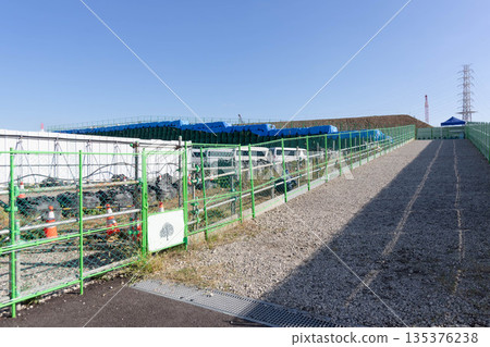 The slope from the entrance to Sagamihara Linear Plaza 135376238