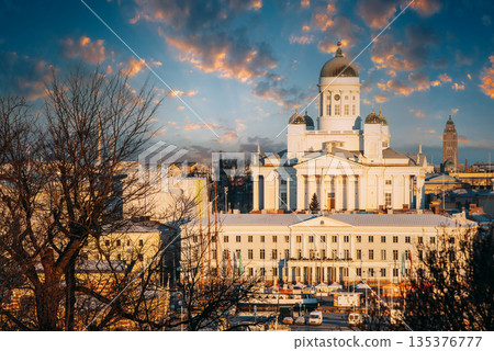 Finland, Helsinki. Top View Of Helsinki Cathedral And City Hall In Sunny Day. Famous Dome Landmark In Neoclassical Style 135376777