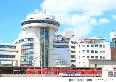 愛知縣豐田市名鐵豐田市站停靠的電車風景 愛知縣豐田市名鐵豐田市站停靠的電車風景 135377022