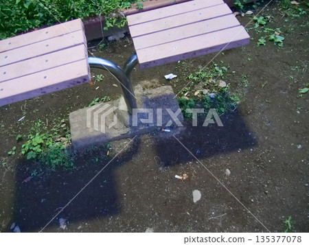 Background material, text insertion, park bench 135377078