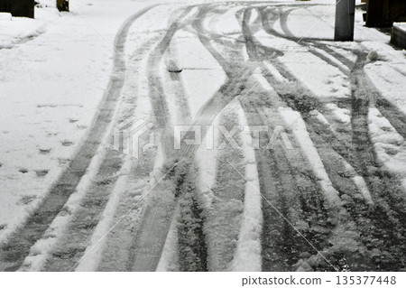 鳥取市的雪巷_01 鳥取市的雪巷_01 135377448
