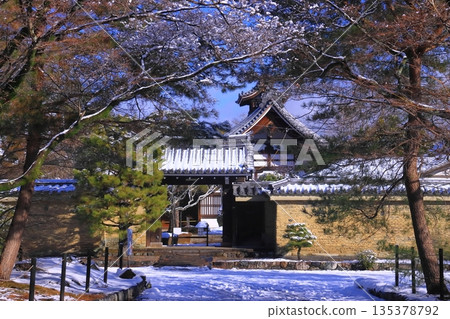 Snow scene at Tenryu-ji Temple sub-temple Kogen-ji Temple (Ukyo Ward, Kyoto City) 135378792