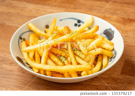 炸薯條，一道經典的配菜 135379217