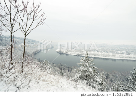 Winter landscape of the Dniester River on the border 135382991
