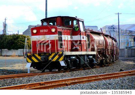 The end of the traditional freight train "Annaka Freight" is nearing - pulled by Fukushima Rinkai Railway DD561561 135385943