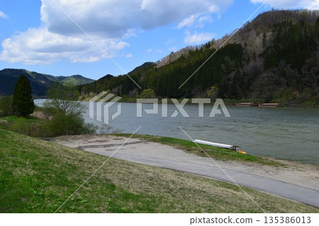Mogami River Japan's three major rapids Mogami River Japan's three major rapids 135386013