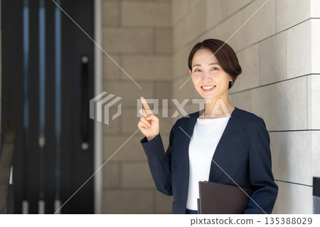 Women business 135388029