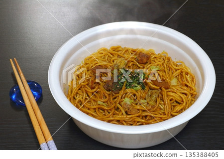 杯炒麵 135388405