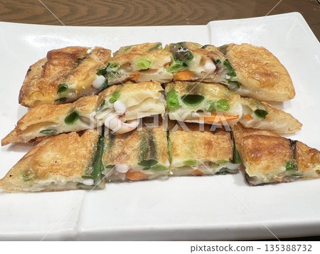 美味的韓式韭菜煎餅 135388732