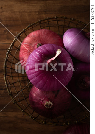 onion 135388761