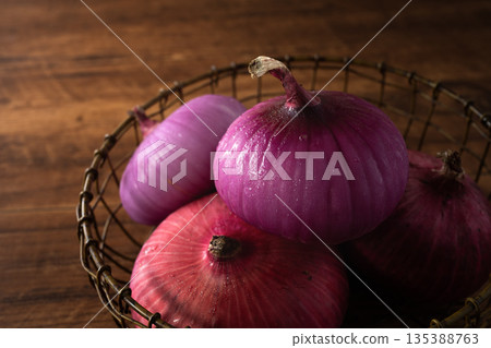 onion 135388763