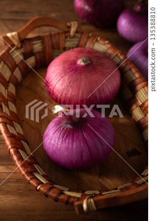 onion 135388810