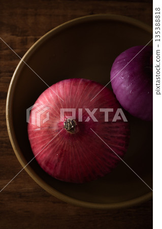 onion onion 135388818