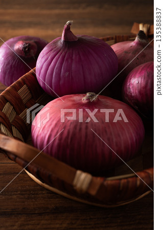 onion 135388837