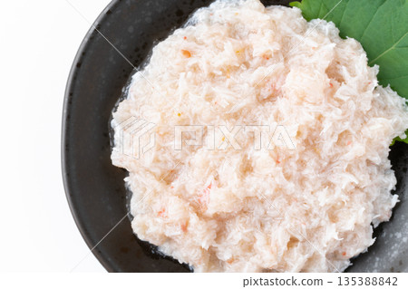 Close-up of boiled snow crab (flaked meat) served on a plate Close-up of boiled snow crab (flaked meat) served on a plate 135388842