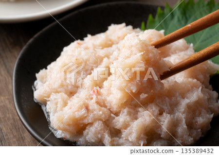美味的煮雪蟹（蟹肉）特寫 135389432