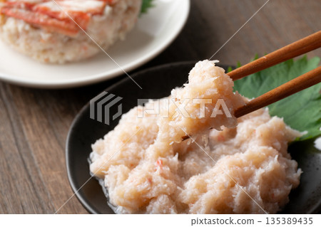 美味的煮雪蟹（蟹肉）特寫 135389435