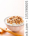 Eat natto rice 135390605