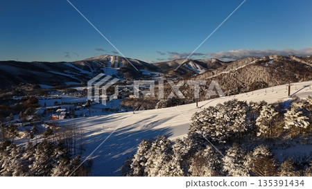 菅平高原上的新雪 菅平高原上的新雪 135391434