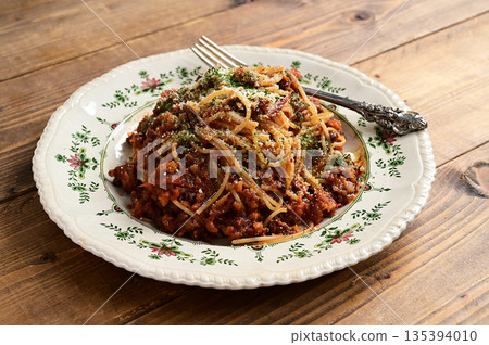 Wild game bolognese pasta 135394010