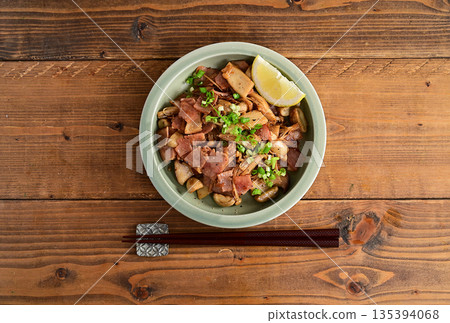 奶油醬油炒蘑菇培根 135394068