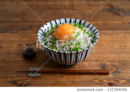 磨碎的Shirasu 磨碎的Shirasu 135394098