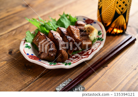 厚切煎豬肉 135394121