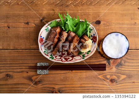 厚切煎豬肉 135394122