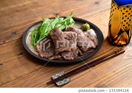 牛肉加勒比肉 牛肉加勒比肉 135394126