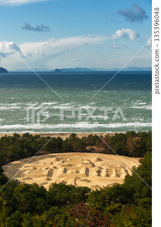 從香川縣錢形展望台眺望 從香川縣錢形展望台眺望 135396048