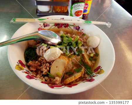 Thai Ramen 135399177