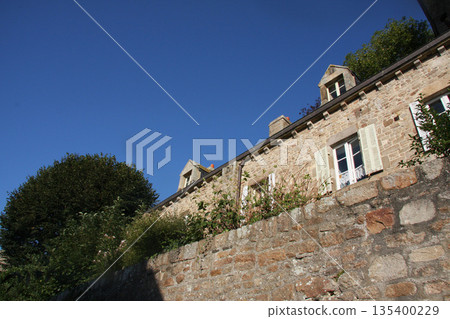 清晨的聖米歇爾山，諾曼底，法國 135400229