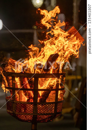 Bonfires at the Bird-Chasing Festival in Nakanojo Town, Gunma Prefecture Bonfires at the Bird-Chasing Festival in Nakanojo Town, Gunma Prefecture 135401807