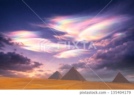 Pyramids (Egypt) 135404179