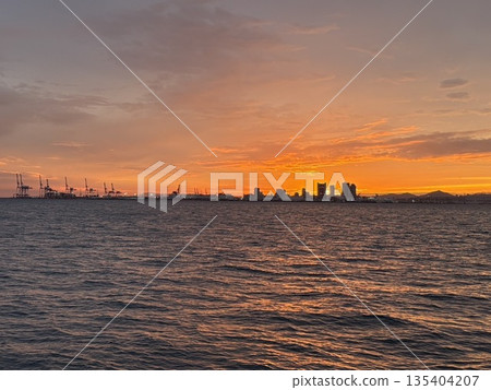 A morning of fishing at sea 135404207