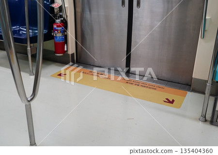 subway subway 135404360
