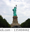 Statue of Liberty, Manhattan, New York, USA 135404442