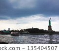 Statue of Liberty, Manhattan, New York, USA 135404507
