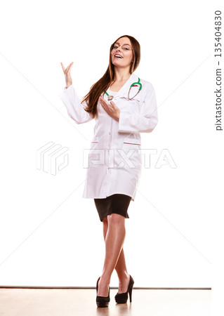 Woman doctor pointing copyspace. Health care. 135404830