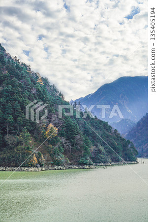 Takase Dam (Omachi City) - A distant view of Mount Yari from Yarimidai Takase Dam (Omachi City) - A distant view of Mount Yari from Yarimidai 135405194