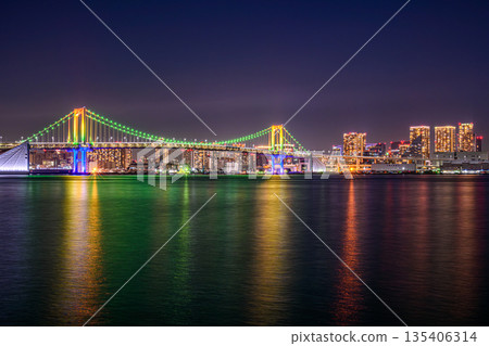 Rainbow Bridge (Toyosu Gururi Park) Rainbow Bridge (Toyosu Gururi Park) 135406314