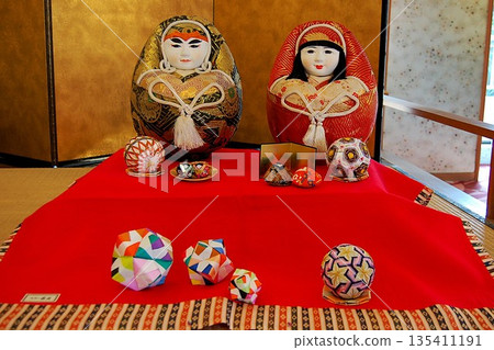 Daruma dolls prepared for Hinamatsuri Daruma dolls prepared for Hinamatsuri 135411191
